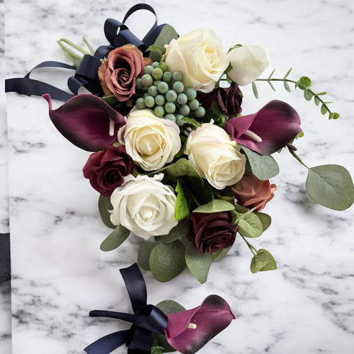 No.2626　クラッチブーケワインレッドブートニアアーティフィシャルフラワー No.2626 クラッチブーケワインレッドブートニアアーティフィシャル