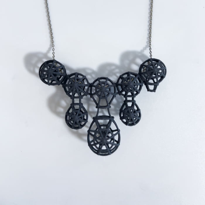 メターネット　黒