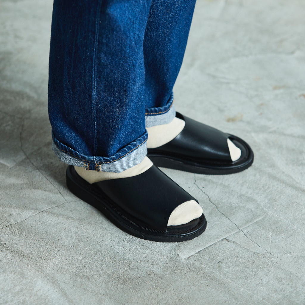 レザー サンダル ルームシューズ スリッパ メンズ レディース 黒 ブラック 本革 牛革 インテリア