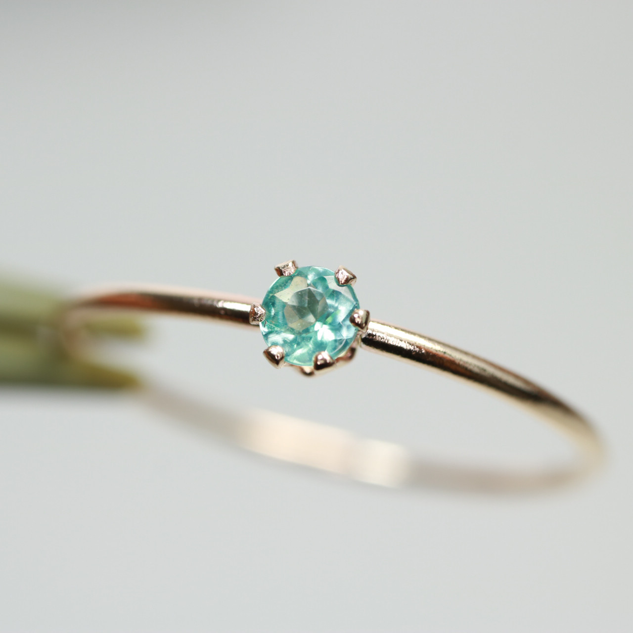 ≪14kgf≫ 3mm石（0.1ct） ロンドングリーントパーズ