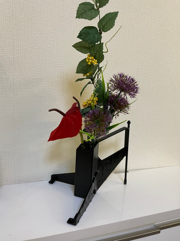 cream.70 花器　花瓶ホルダー　アイアン　インダストリアル　3 4枚目の画像