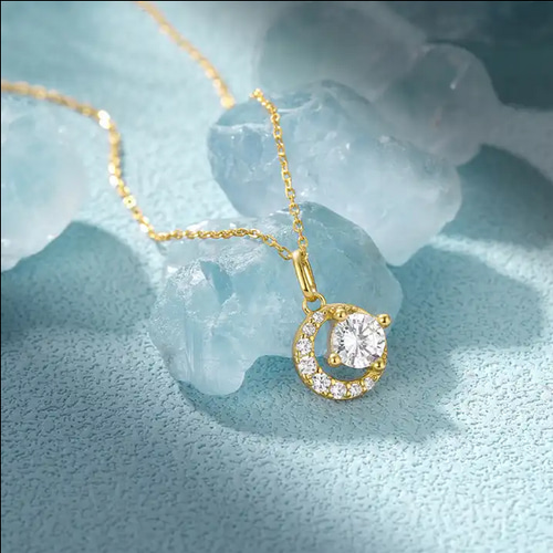 263N【人気】小さい　ダイヤ　ネックレス CZ　K18コート　ゴールド MN07】輝く月とCZダイヤモンドのネックレス／シルバー＋k24
