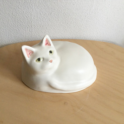 陶器の白猫 6枚目の画像
