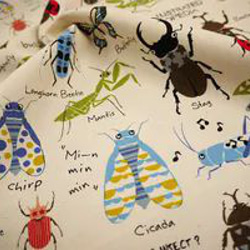 【受注制作】生地が新しくなります！キッズエプロン＆三角巾・昆虫図鑑プリント・120サイズ　BOYS ・入園・新調 5枚目の画像