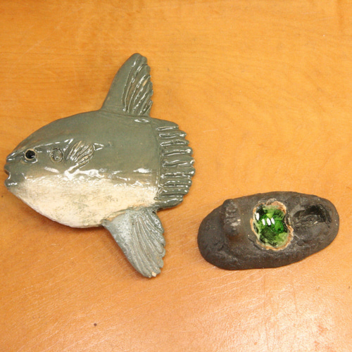 マンボウ・陶芸作品 置物mini（陶 さかな フィギュア） 立体・オブジェ