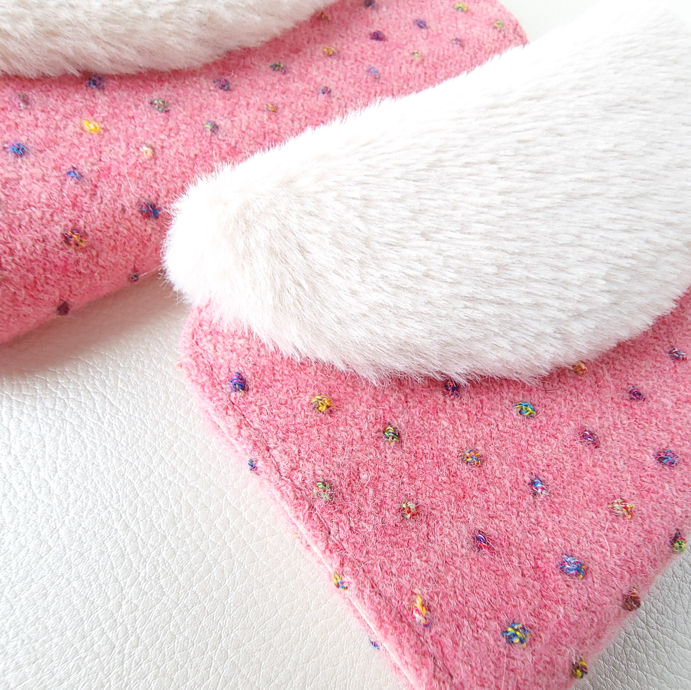 フワモコ カラフルなドット 手帳型 スマホケース 7,030円