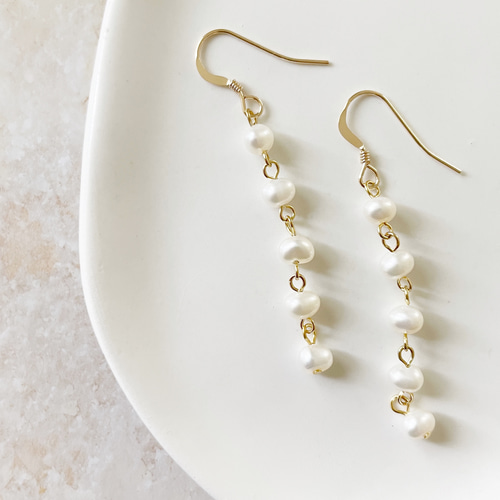 #351 淡水パール　5連  チェーン　ピアス/イヤリング変更可能　ハンドメイド 淡水パールの5連ピアス/イヤリング ピアス（フック・チェーン