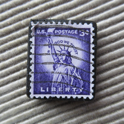 アップサイクル　アメリカ切手ブローチ6933 1枚目の画像