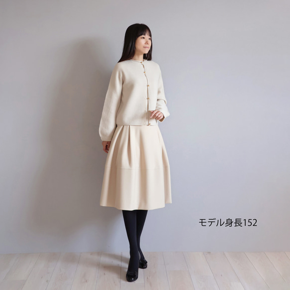 【輕鬆搭配的輪廓】捲領泡泡袖開襟衫【深藍】 第3張的照片