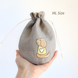 【カラー・サイズ変更可】ミニチュアダックス刺繍のミニリネン巾着（ハート）【受注生産・ドネイション対応】 10枚目の画像