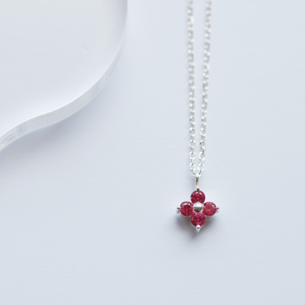 ルビー フラワー ネックレス シルバー925