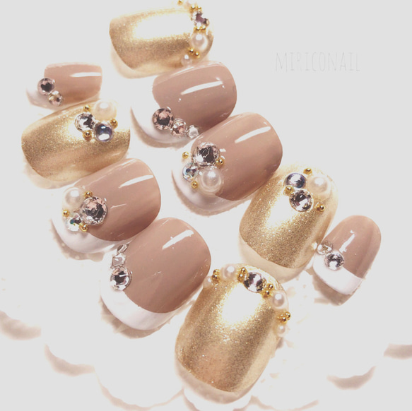 モカブラウンのフレンチネイルチップ ネイルチップ（つけ爪