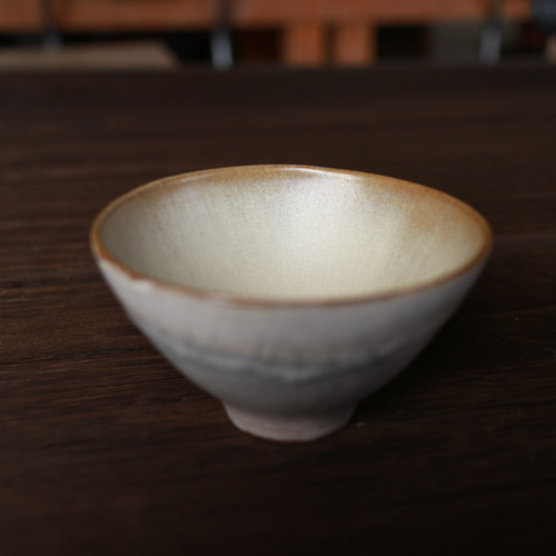 貫入釉茶碗 茶碗・めし碗 器舎扇歩 通販 10956572｜Creema(クリーマ)