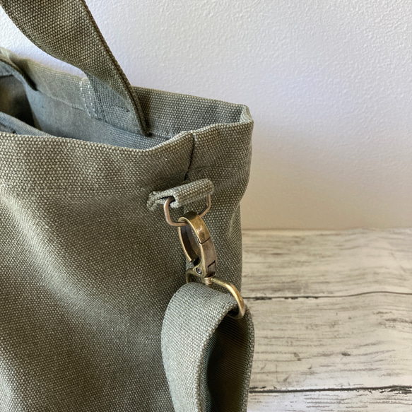 〔受注生産〕ヴィンテージ帆布の仕切りミニトートバッグ(ウグイス) 12枚目の画像