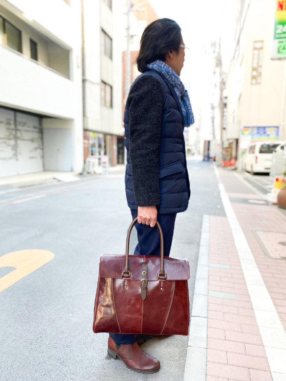 イタリアンレザーの素晴らしいエイジング　フラップが外せる２wayデザイン フラップトートバッグ UNISON DEPT パイピング