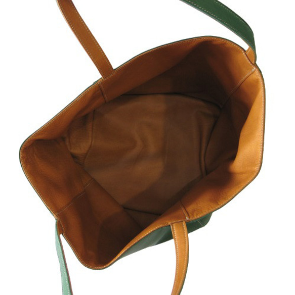 リバーシブルMサイズ グリーン+キャラメルブラウン　本革製　リバーシブルバッグ 6枚目の画像