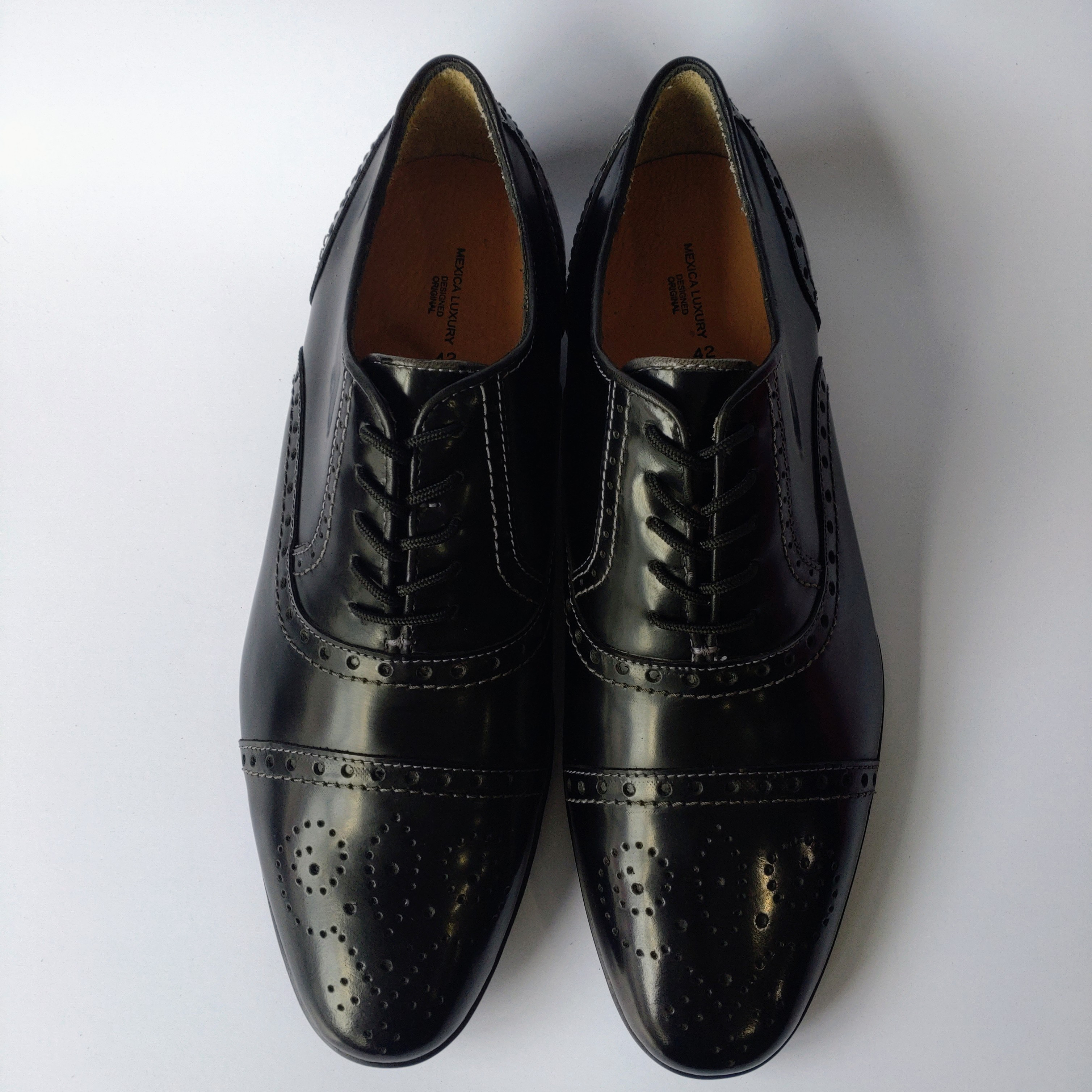 [ラグジュアリーレザー]★セミブローグ★[完全受注生産モデル] 熟練職人が選んだ上級レザー仕様☆セミオーダー可☆