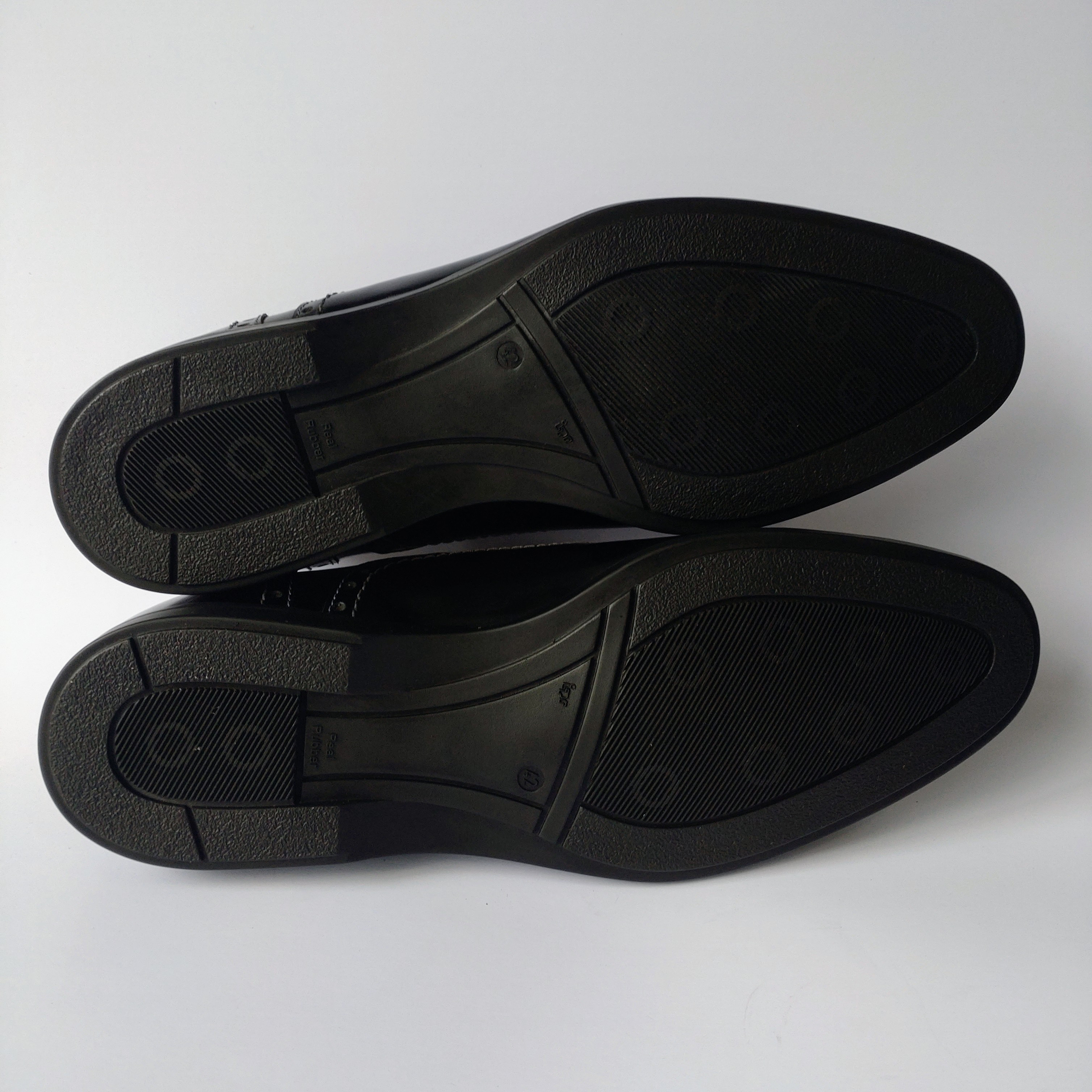 [ラグジュアリーレザー]★セミブローグ★[完全受注生産モデル] 熟練職人が選んだ上級レザー仕様☆セミオーダー可☆