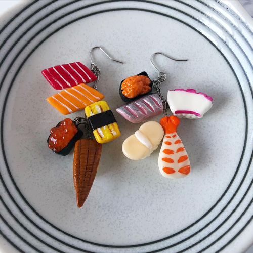 じゃらじゃらお寿司イヤリング（ピアスに変更可） イヤリング