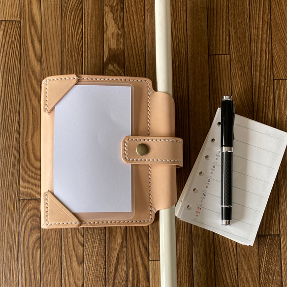 【mini6 ﾘﾌｨﾙ＆情報ｶｰﾄﾞ】 筒状ペンホルダーのシステム手帳 ミニ6 パスポートケース SN6i-002 手帳 V1219342939(9295円)