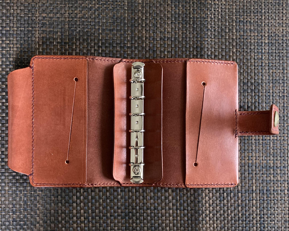 【mini6 ﾘﾌｨﾙ＆情報ｶｰﾄﾞ】 筒状ペンホルダーのシステム手帳 ミニ6 パスポートケース SN6i-002 手帳 V1219342939(9295円)