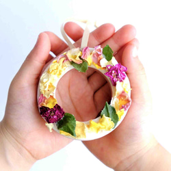 ドライドフラワーソープ 花飾り石鹸 2枚目の画像