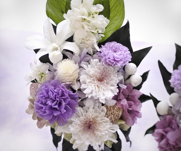 《想･SOU》仏花◇花器の色が選べます♢﻿お供え花・すべてプリザーブドフラワーの仏花 6枚目の画像