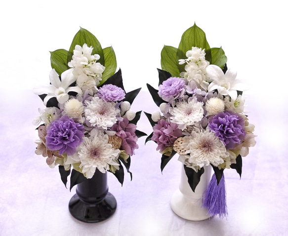 《想･SOU》仏花◇花器の色が選べます♢﻿お供え花・すべてプリザーブドフラワーの仏花 3枚目の画像