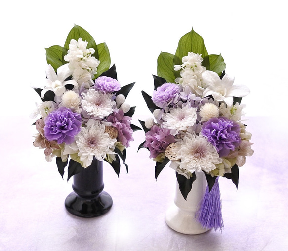 《想･SOU》仏花◇花器の色が選べます♢﻿お供え花・すべてプリザーブドフラワーの仏花 2枚目の画像