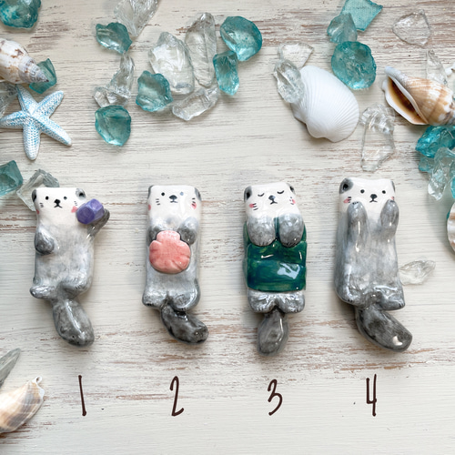 再販】ラッコの箸置き(グレー)/陶器 ラッコ 箸・箸置き waco ＊ neco