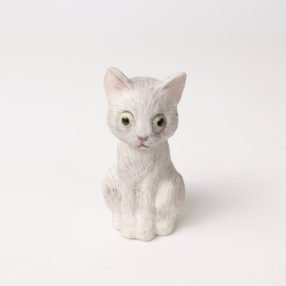 Figurine Cat　猫　ねこ　人形　グレー 1枚目の画像