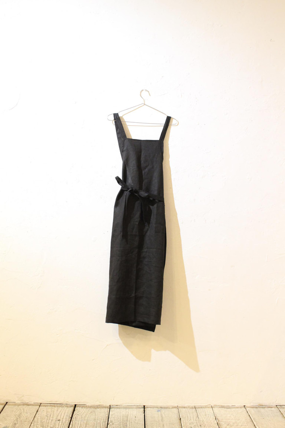 LINEN APRON c/#BLACK 2枚目の画像