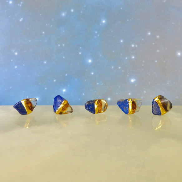 12月の誕生石◆夜空のひかり◆Lapis-lazuli×Citrine／金継ぎピアス／S S~S size 1枚目の画像