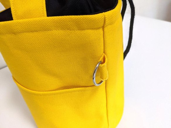 バナナイエロー帆布バケツ型トートバッグ・ポケット・巾着付き 5枚目の画像