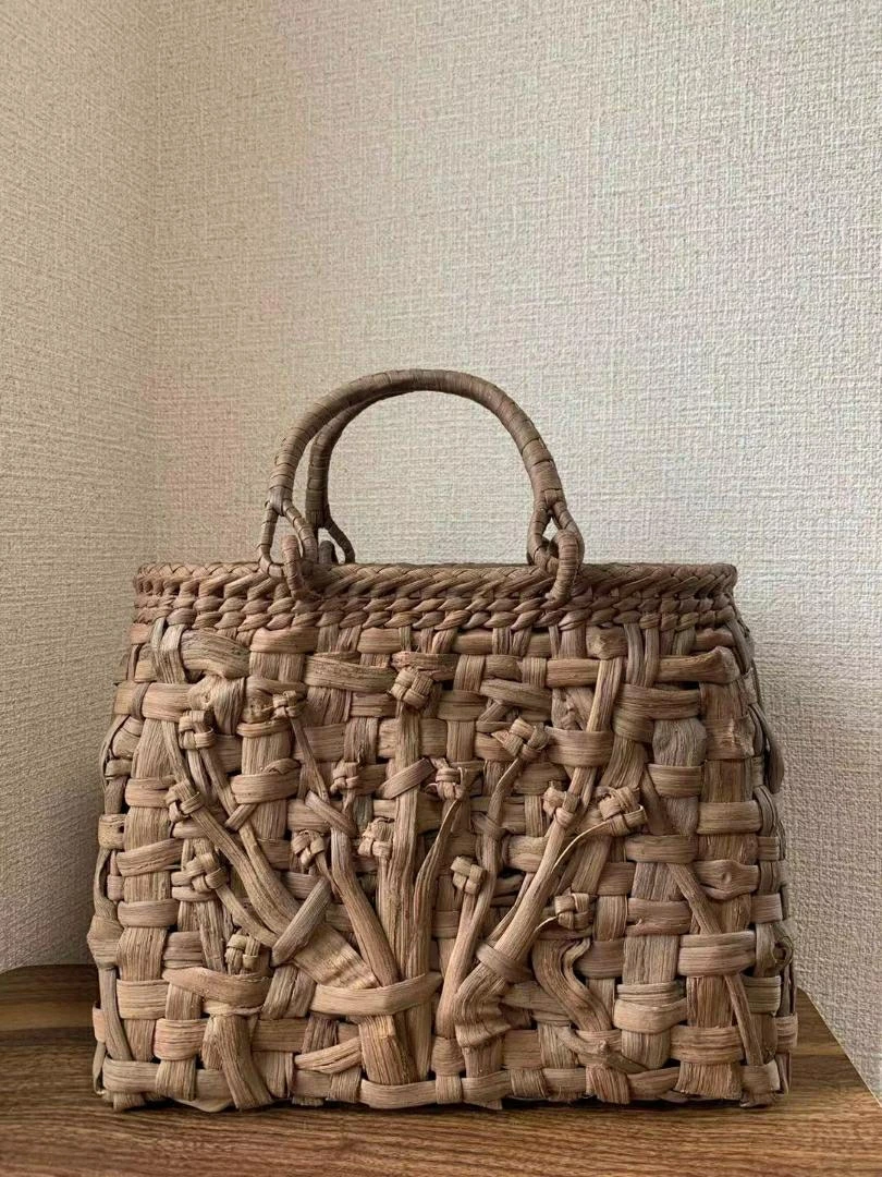 国産山葡萄中.太ヒゴ網代編みカゴバック(手作り) 国産山葡萄中.太ヒゴ網代編みカゴバック(手作り) （山葡萄かご