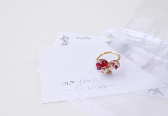 【華やかring】押し花の指輪 かすみ草 リング フリーリング 透明 クリア レジン ワイヤー 4枚目の画像