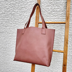 【姫路レザー】一枚革のクラフトマンレザートートバッグ（シンプル/メンズ/レディース/プレゼント/A4）ブラウン 6枚目の画像