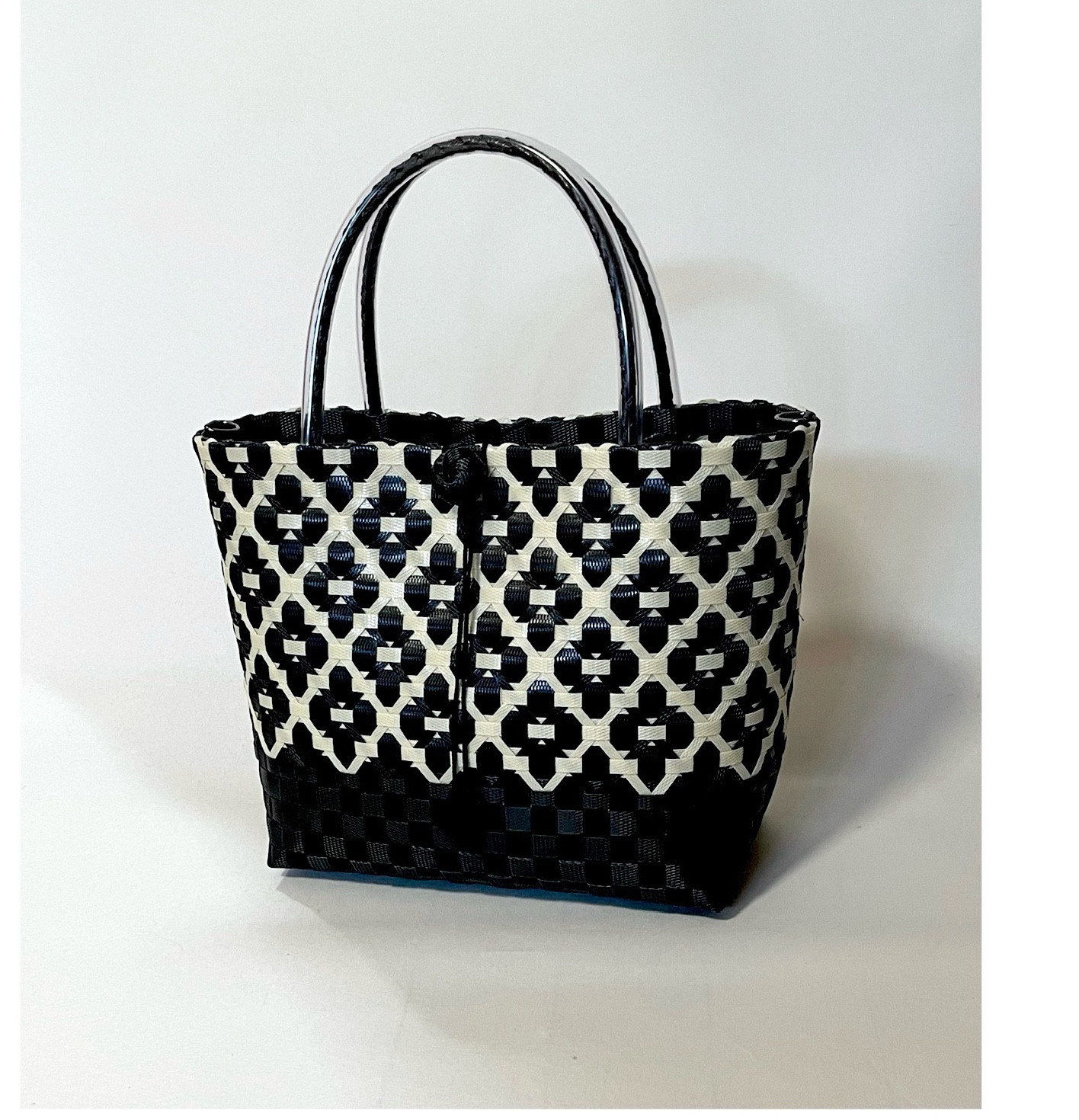 グレーとブラックの花モチーフハンドバッグ 楽天市場】【送料無料】【abientot select】花モチーフトートバッグ