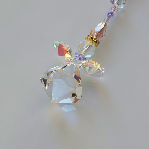 ピンク系】天使のサンキャッチャー＊蝶モチーフ／癒しと安らぎ