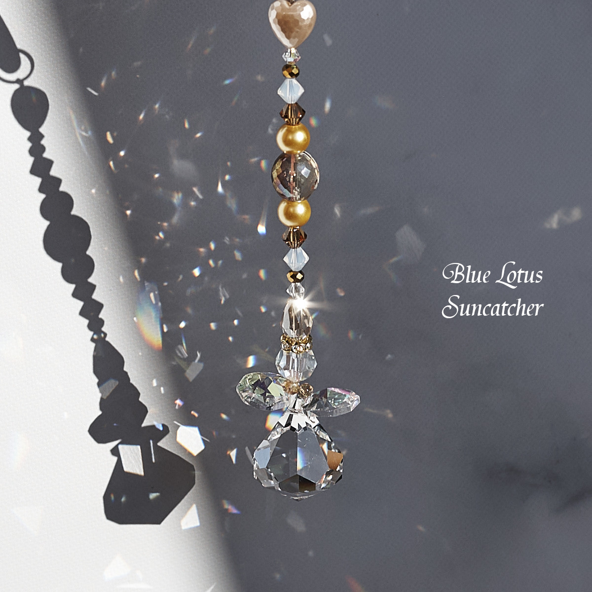 ゴールド系】天使のサンキャッチャー＊神々しい輝き／スワロフスキー