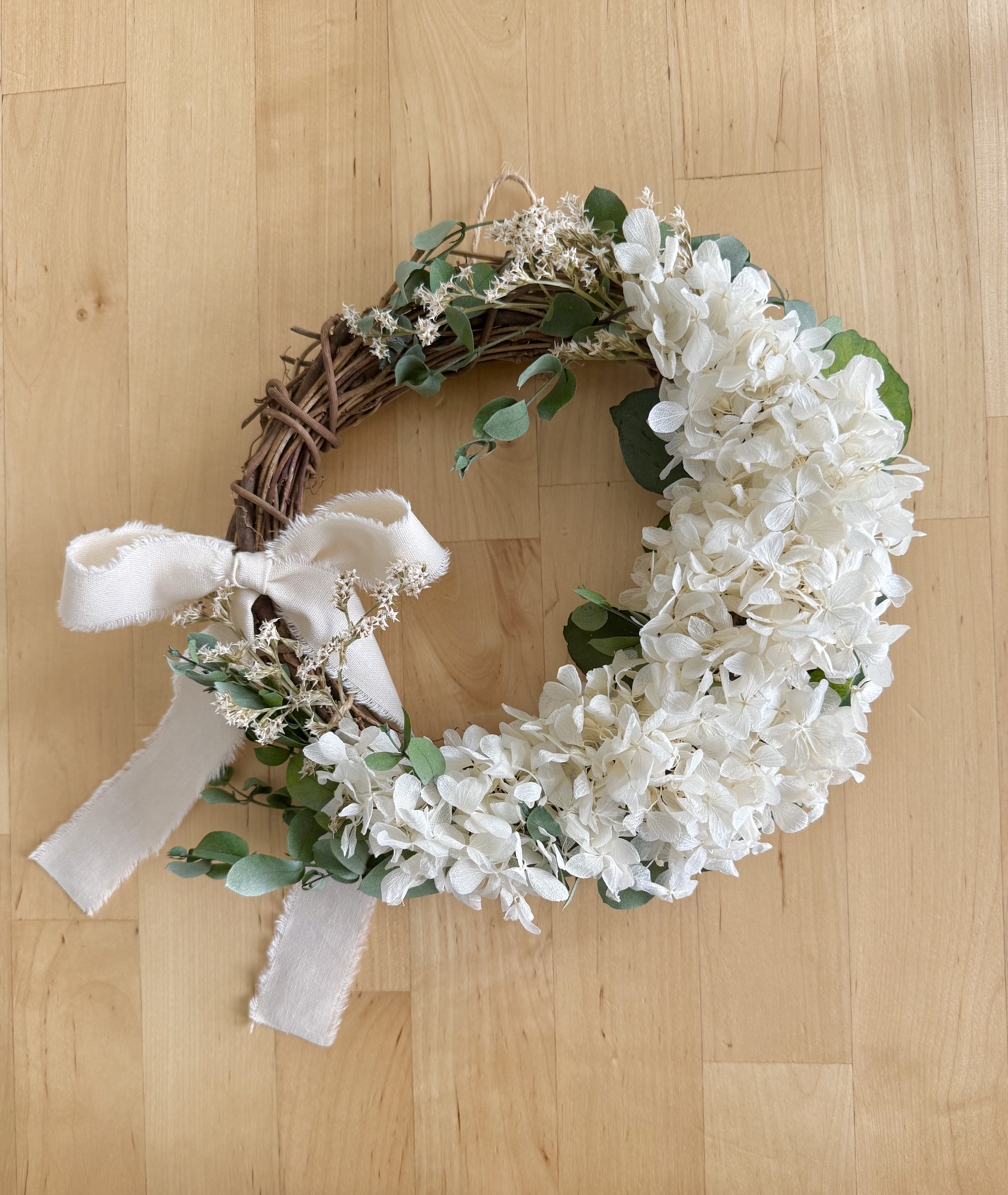 三日月あじさいのおうちリース【プリザーブド ＆ドライフラワー