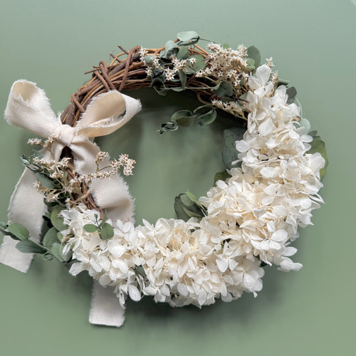 三日月あじさいのおうちリース【プリザーブド ＆ドライフラワー