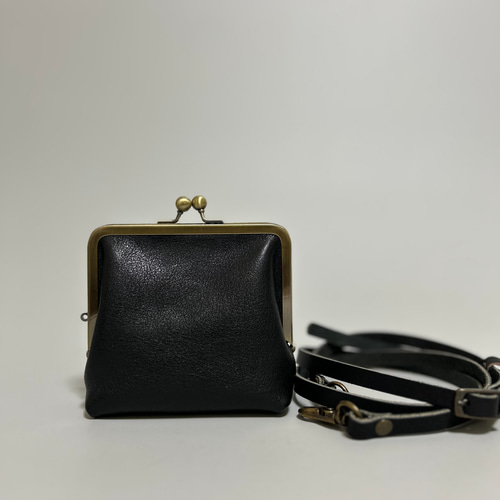 姫路レザースクエアがま口ポシェット◇黒 サコッシュ 革バック メンズ
