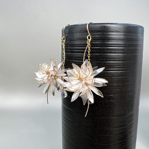 月下美人 -無彩(黒銀）- （フック）p1118 ピアス（フック・チェーン