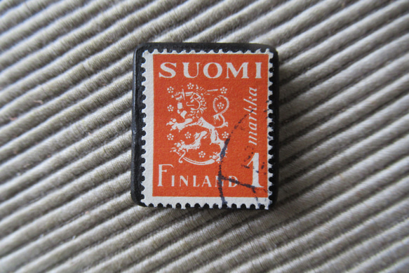 アップサイクル　フィンランド切手ブローチ7012 1枚目の画像