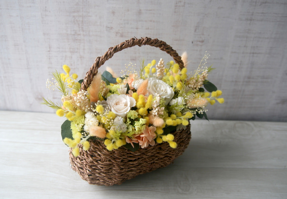 感謝の気持ちを伝える Flower basket ミモザ 6枚目の画像