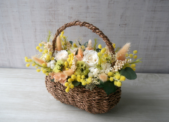 感謝の気持ちを伝える Flower basket ミモザ 3枚目の画像