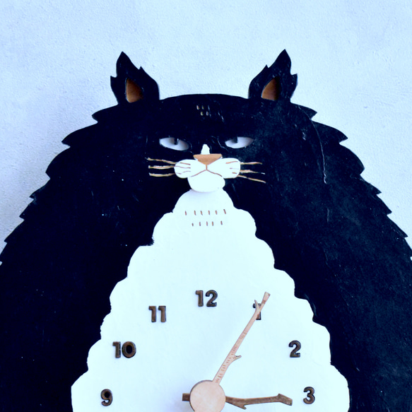 【1番人気！】ハチワレ猫＊ロング＊レギュラーサイズの時計 木製 振り子時計 掛け時計 3枚目の画像