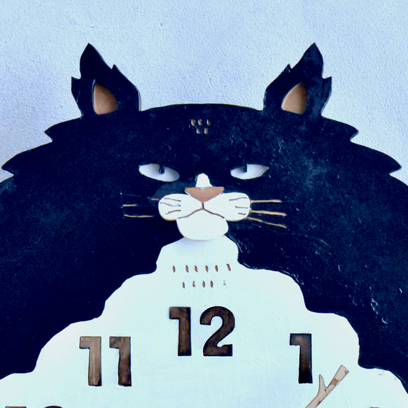 ハチワレ猫 ロング レギュラーサイズ 時計 木製 振り子時計 掛け時計 3枚目の画像