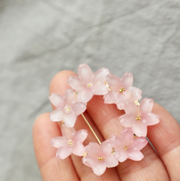 サークルブローチ•ふんわりピンクの桜 2枚目の画像